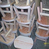 小椅子3.jpg 小椅子3.jpg