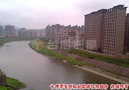 汐止房屋出售買屋賣屋 牛津-牛津河景美4房車位