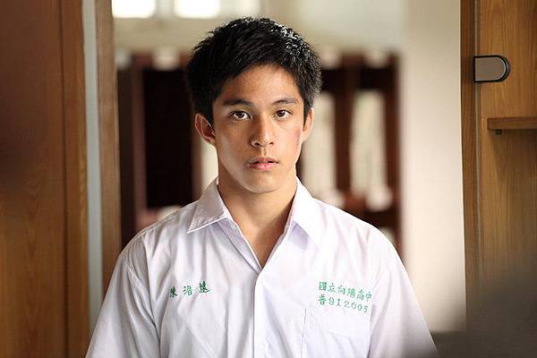 他們在畢業的前一天爆炸 (12).jpg