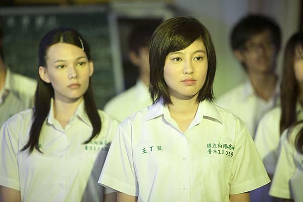 他們在畢業的前一天爆炸 (14).jpg