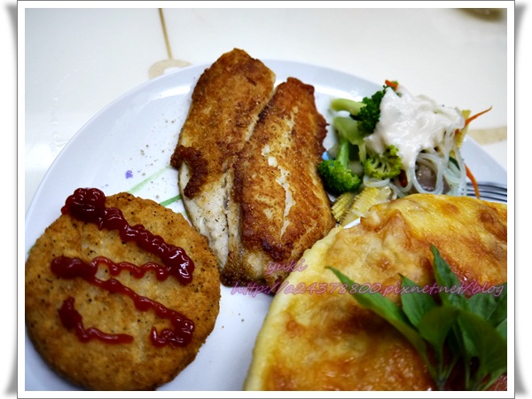 聖誕大餐P1000060.JPG 聖誕大餐P1000060.JPG