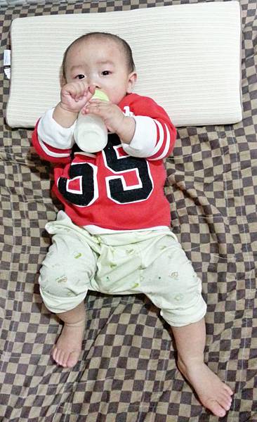 10 days for kids 水洗透氣嬰兒枕 (3).jpg 10 days for kids 水洗透氣嬰兒枕 (3).jpg