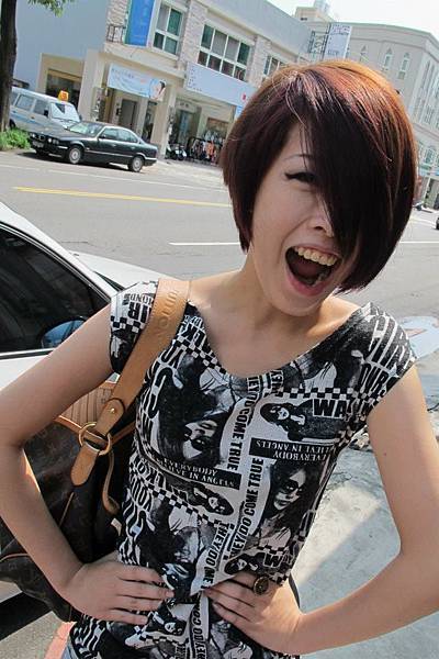 542879_471839096163905_878432926_n