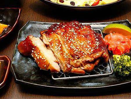 1377508_530762370345466_112518117_n