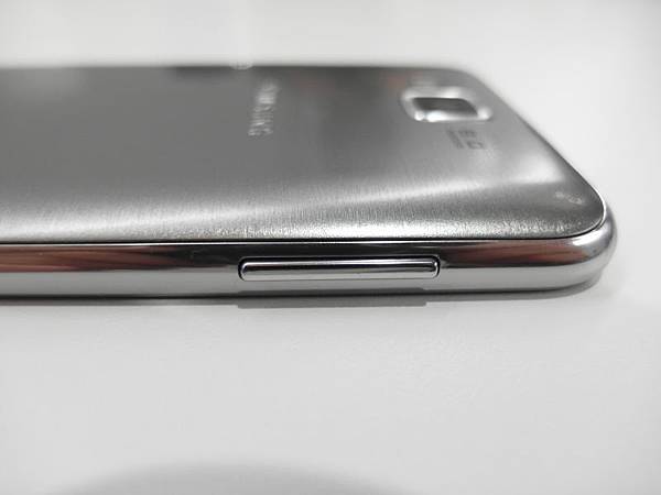 【逆襲】WP 8 的新挑戰者～Samsung ATIV S