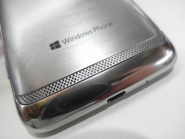 【逆襲】WP 8 的新挑戰者～Samsung ATIV S