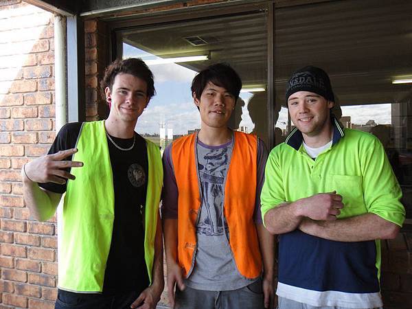 297569_10150262167740846_6089402_n