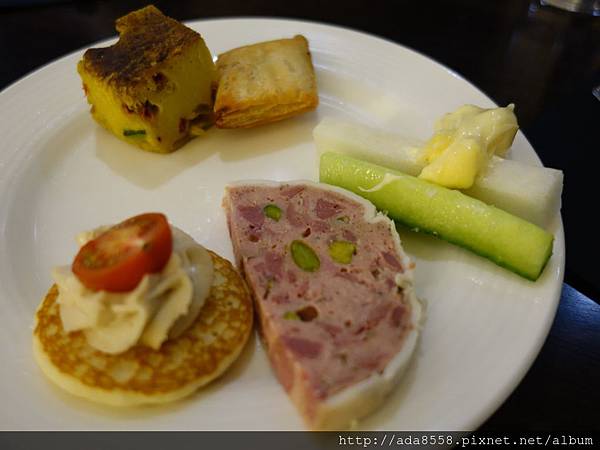 相片 14-2-7 下午7 47 38.jpg 相片 14-2-7 下午7 47 38.jpg