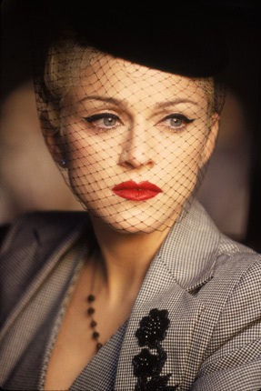 madonna-as-evita-eva-peron-evita-32257914-287-430