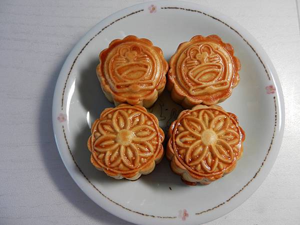 Mooncakes 002