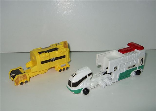 DSCF3585-2.jpg DSCF3585-2.jpg