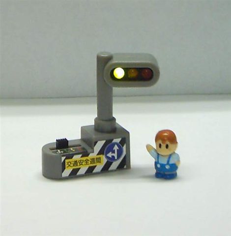 11-綠燈 & 小弟.JPG