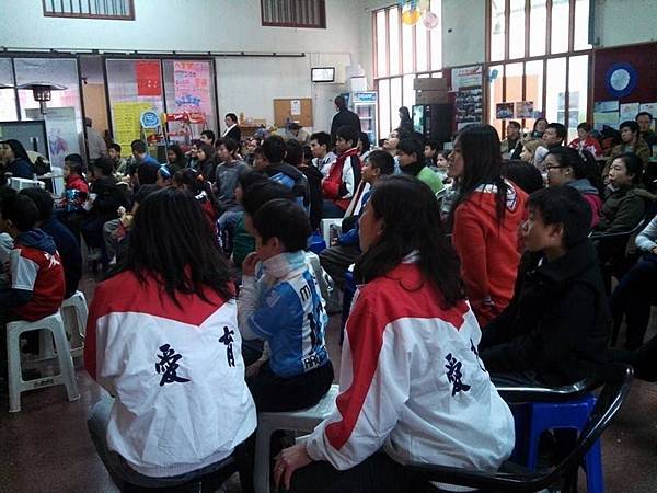 10428511_646734338737187_2784131646928569774_n