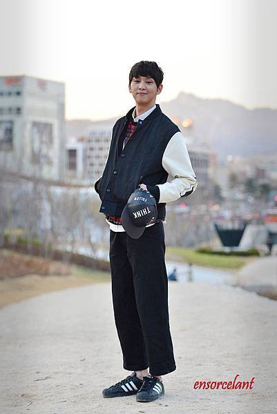 강철웅