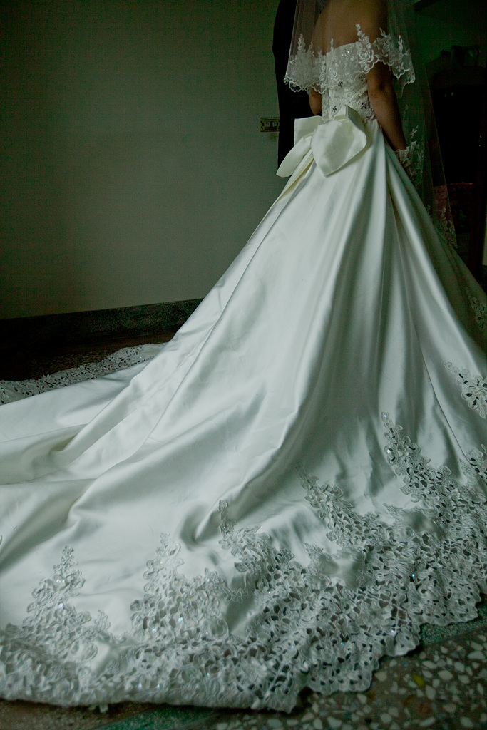 台中婚攝,婚禮攝影,新人推薦_漂亮的白紗