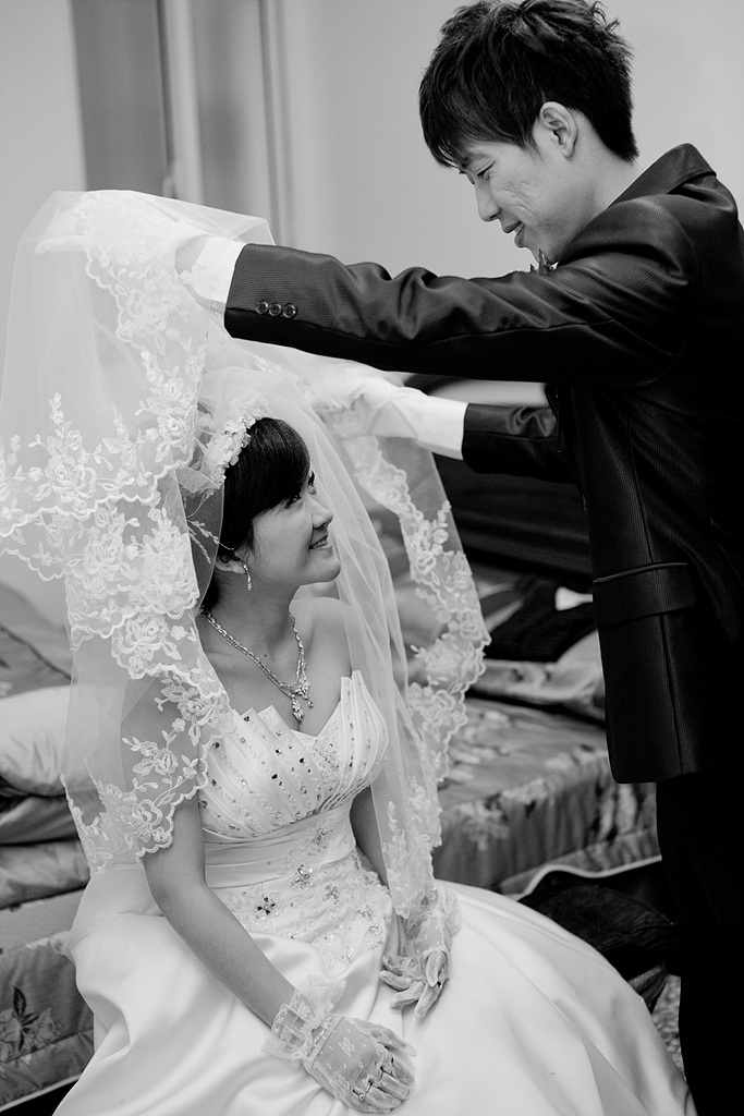 台中婚攝,婚禮攝影,新人推薦_掀頭紗