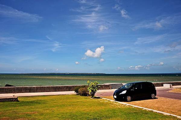 小黑來,跟御神崎拍一張