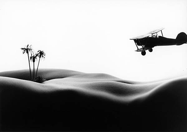 BODYSCAPES GALLERY Desert biplane-Allan Teger.jpg BODYSCAPES GALLERY Desert biplane-Allan Teger.jpg