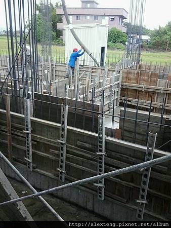 LV Construction I (50)