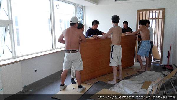 照片320 (2d) 照片320 (2d)