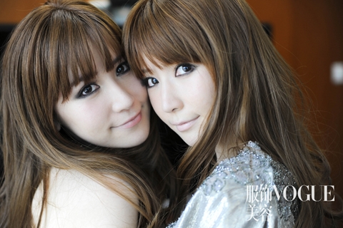 超美女寫真館 大陸重慶美女雙胞胎嗆口小辣椒31.jpg