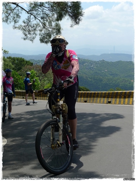 一路靠北騎 一路靠北騎