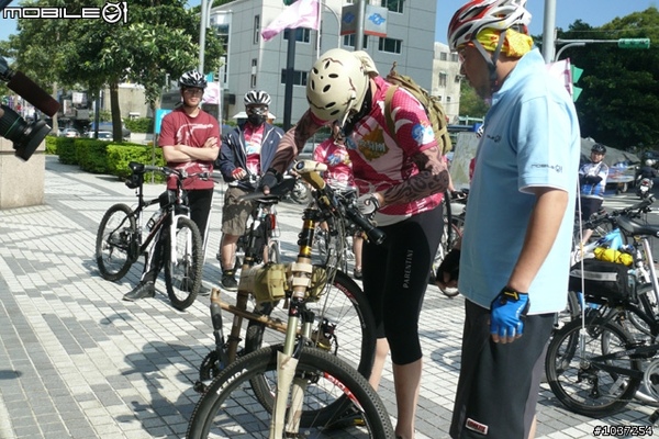 一路靠北騎 一路靠北騎