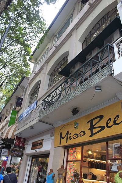 20130603_012_HCMC_L'usine Cafe.JPG 20130603_012_HCMC_L'usine Cafe.JPG