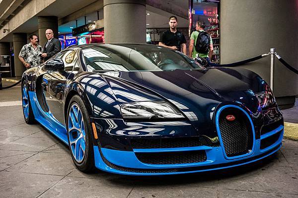 2013 Bugatti Veyron Grand Sport Vitesse aka Autobot Drift