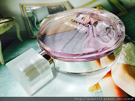 【開箱文】CHANEL 香奈兒 CHANCE香水。一抹自信氛圍,一種迷人氣質。