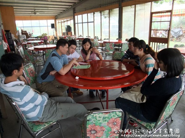 只有我們一桌客人 只有我們一桌客人