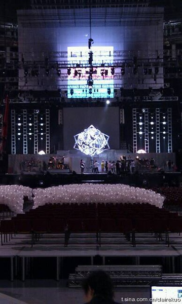 Angela Singing Pandora-8.jpg