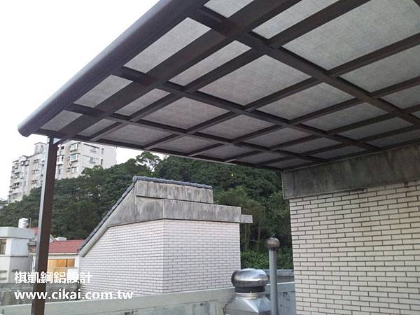 218978358001.jpg 218978358001.jpg