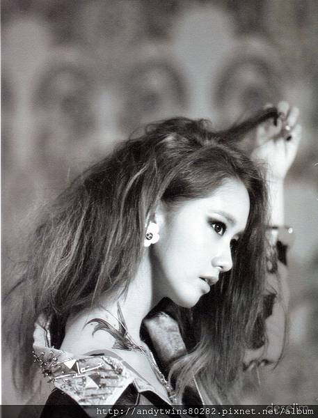 snsd yoona i got a boy album scans (13)