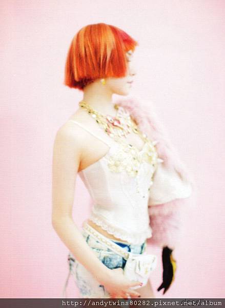 snsd tiffany i got a boy album scans (6)