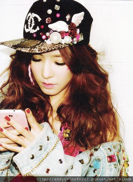 snsd tiffany i got a boy album scans (5)