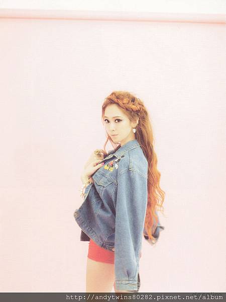 snsd jessica i got a boy album scans (6)