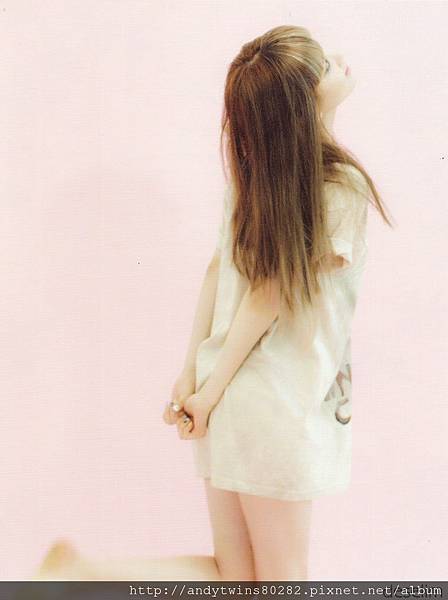 snsd seohyun i got a boy album scans (6)