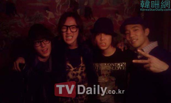 張根碩李弘基照片被公開 兩人疑似雙胞胎兄弟