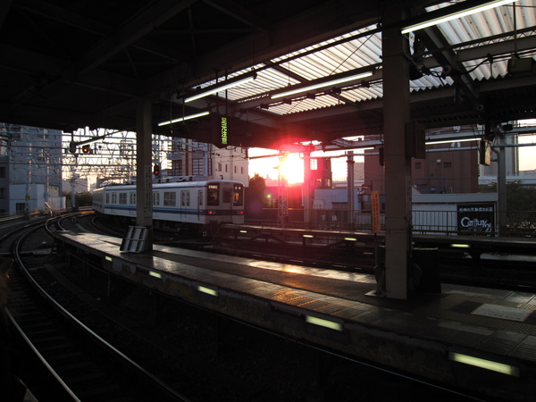 在東武淺草車站迎接11/1的日出