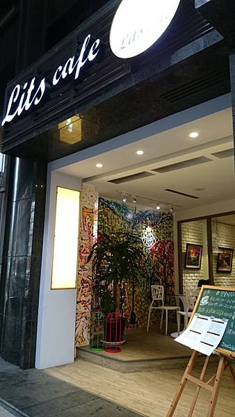 DSC_0776.JPG DSC_0776.JPG