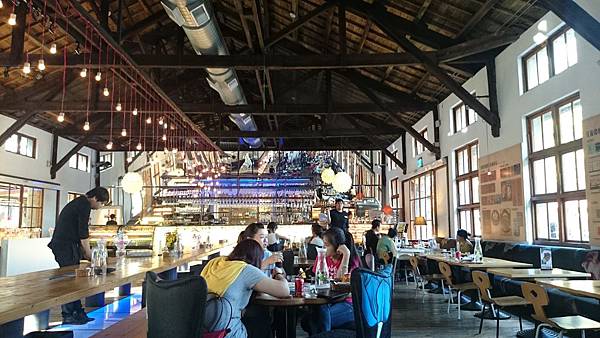 DSC_0873.JPG DSC_0873.JPG