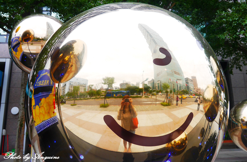 廖西瓜@台北信義區幾米月亮公車52