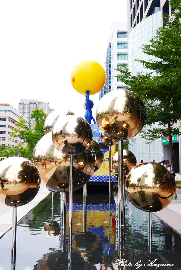 廖西瓜@台北信義區幾米月亮公車51