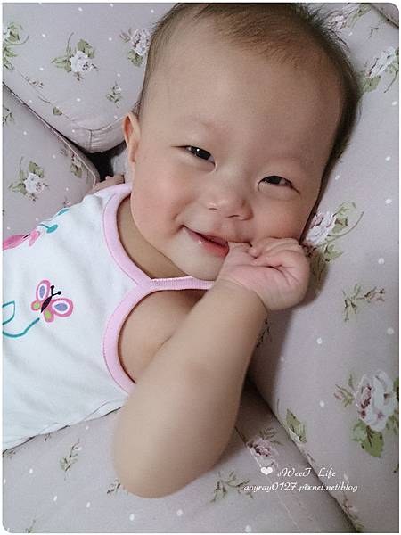 晴晴兒9~10M (12).jpg 晴晴兒9~10M (12).jpg