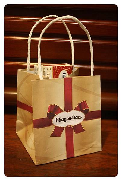 10203-Haggen Daza-03