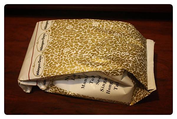 10203-Haggen Daza-04