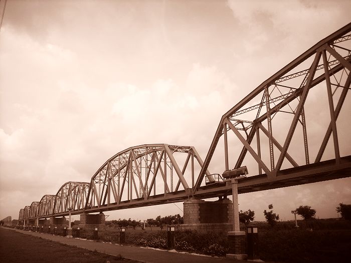 舊鐵橋