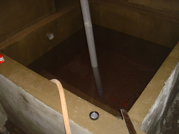浴缸防水後試水.JPG 浴缸防水後試水.JPG