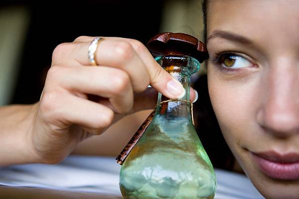 Massage-Oil1 Massage-Oil1